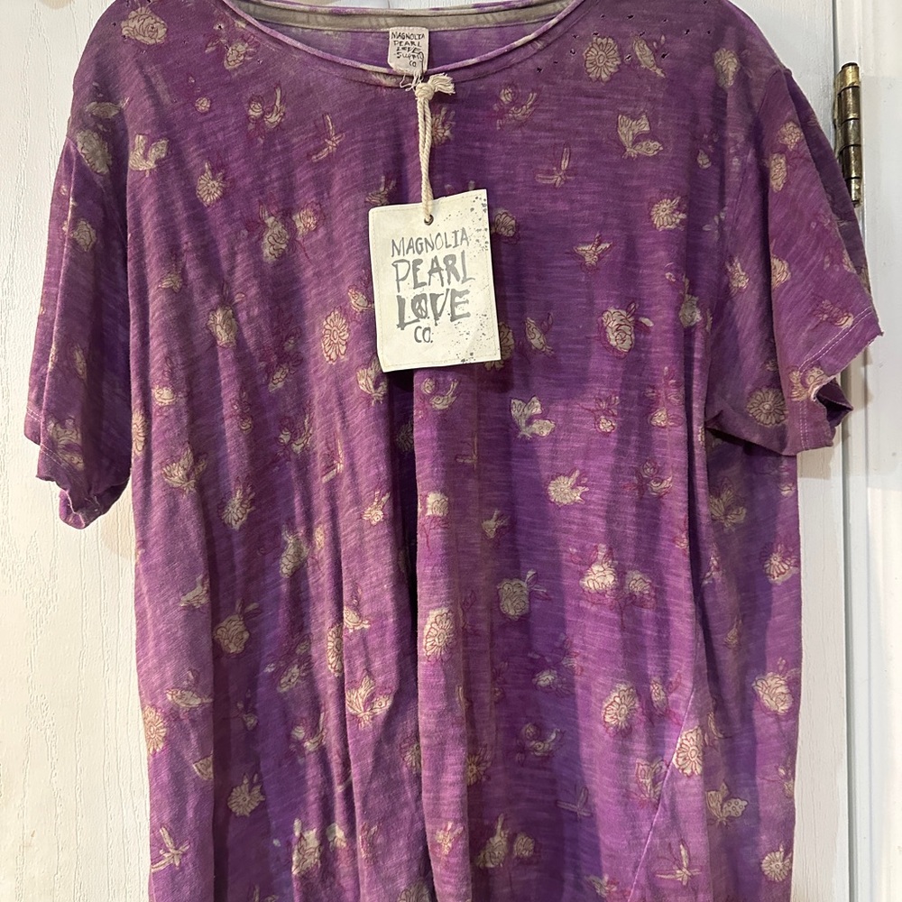 Magnolia Pearl Purple Short Sleeve Tee with Gold Botanical Print